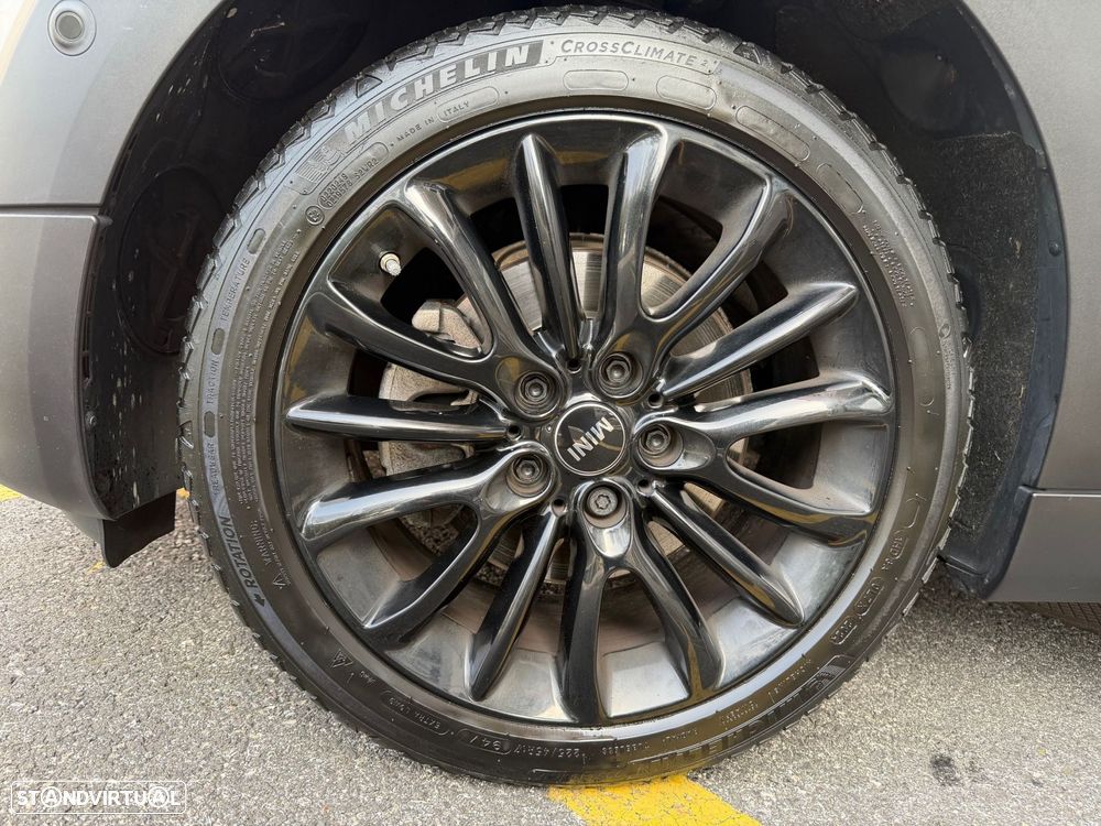 MINI Clubman Cooper Premium Plus Classic Auto - 17