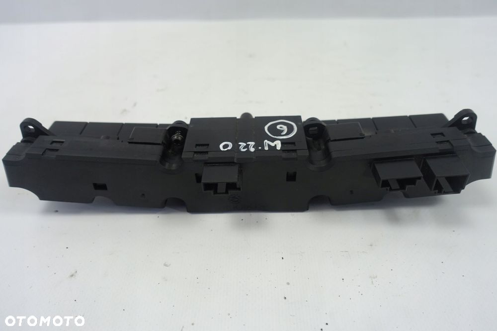 Mercedes W220 PRZEŁĄCZNIK ŚWIATEŁ AWARYJNYCH - 3