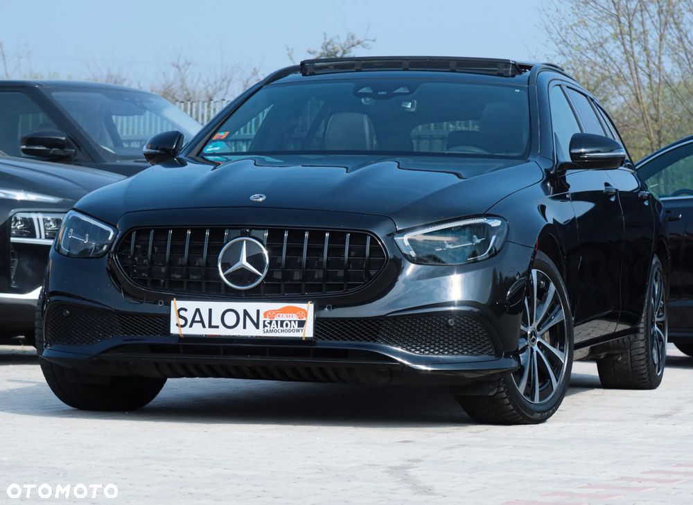 Mercedes-Benz Klasa E 300 9G-TRONIC Night Edition - 28
