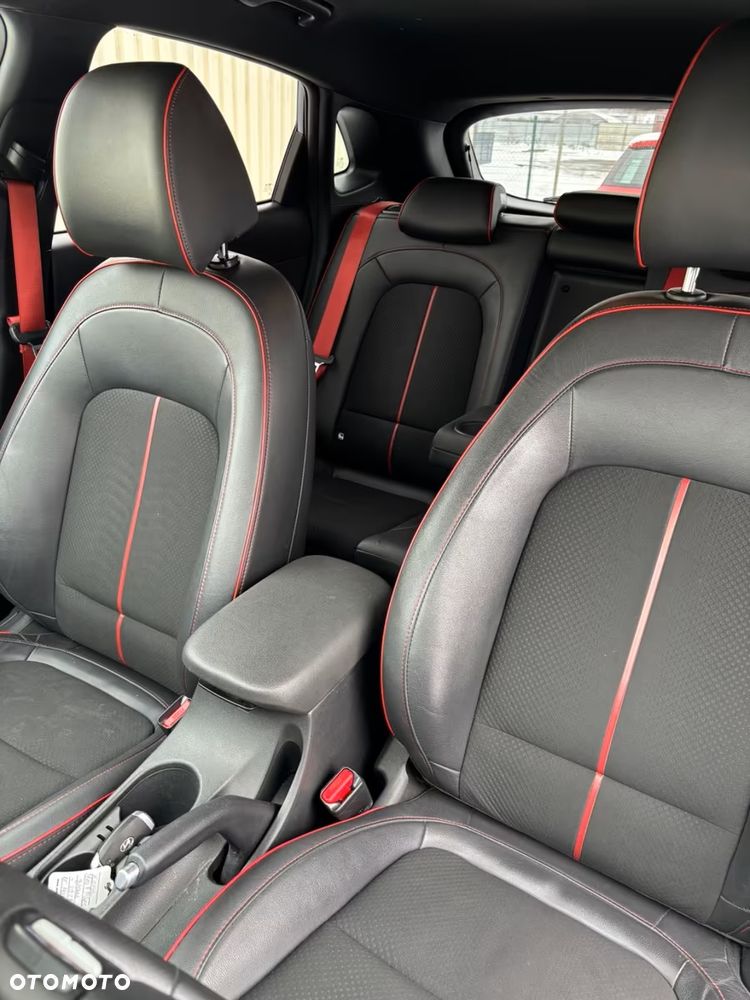 Hyundai Kona 1.0 T-GDI YES!+ - 11