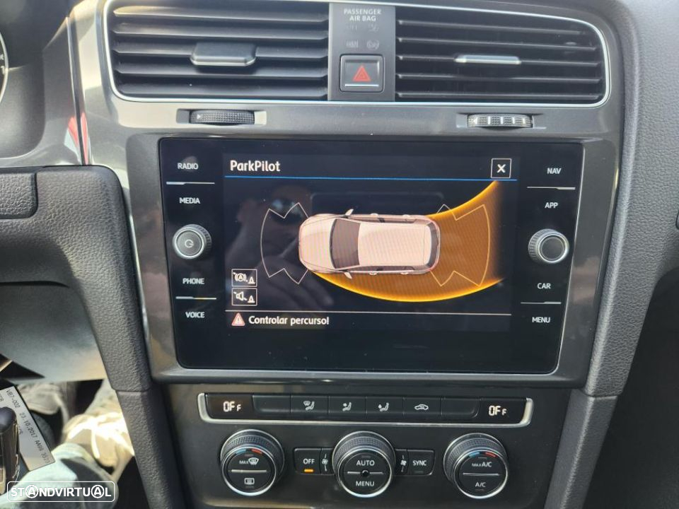 VW Golf Variant 1.6 TDi Highline - 40