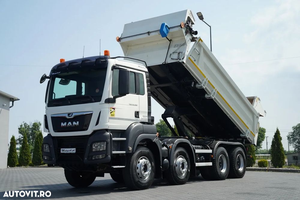 MAN TGS 35.500 / 8X4 / BASCULATOR CU 2 LATE / HIDROCLAPĂ / HIDROCLAPĂ BORDMATIC / PERDĂ ELECTRICĂ / AUTOMATĂ / EURO 6 - 2