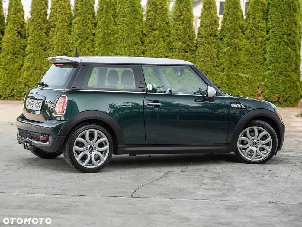 MINI Cooper S Green Park - 14