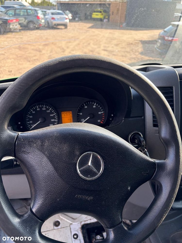 Mercedes-Benz Sprinter 906.253 - 13