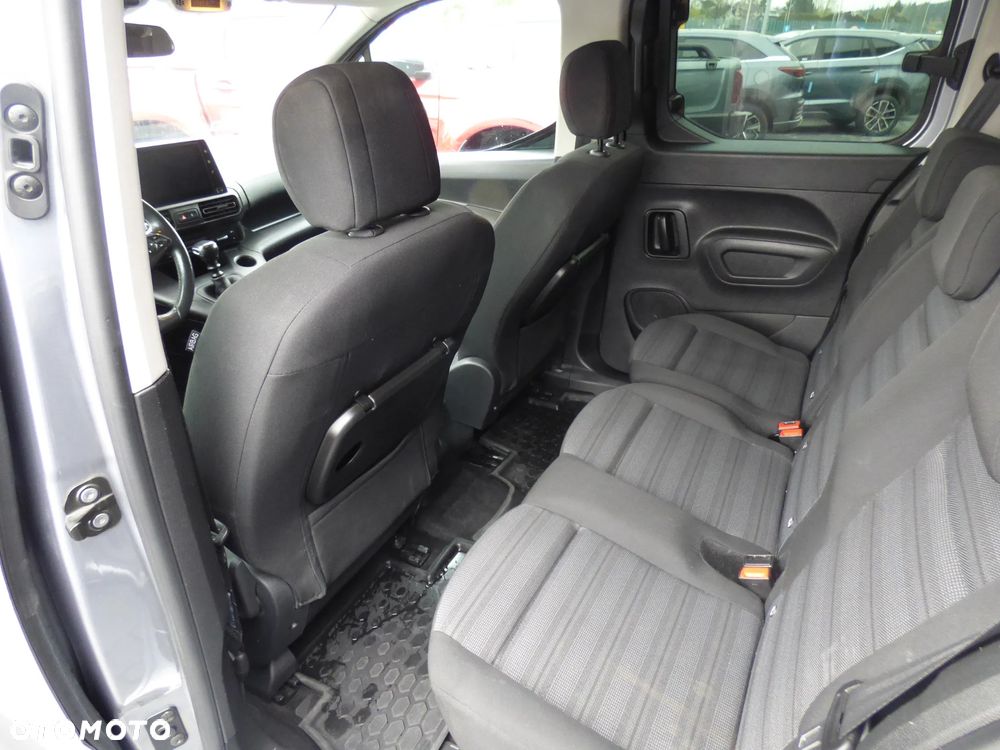 Opel Combo - 9