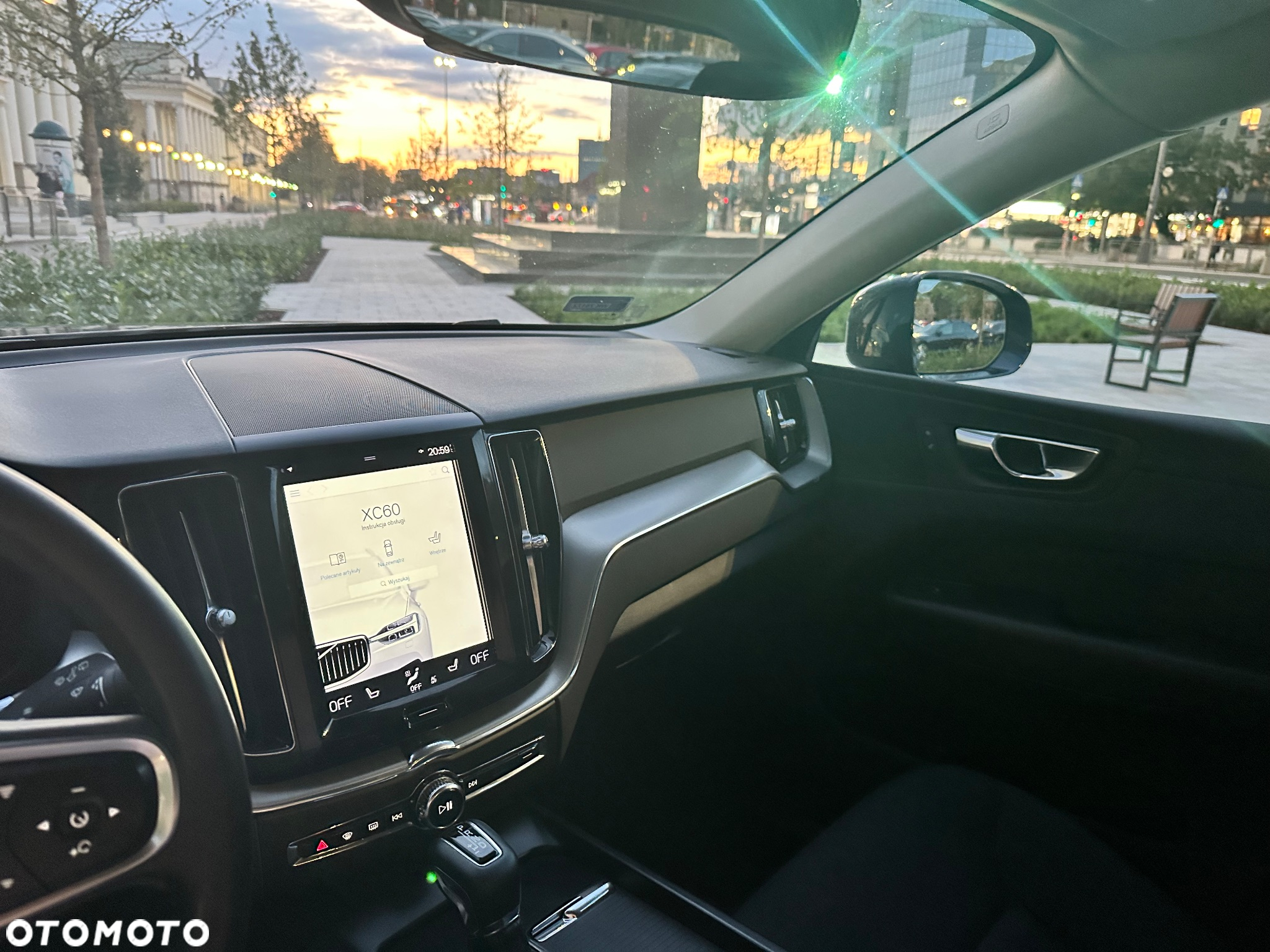 Volvo XC 60 T4 Momentum - 15