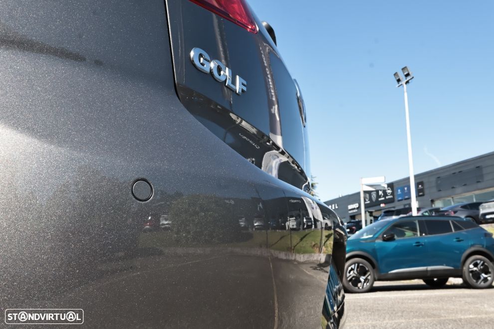 VW Golf 1.6 TDi BlueMotion Confortline - 6