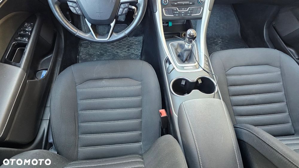 Ford Mondeo 2.0 TDCi Titanium - 25