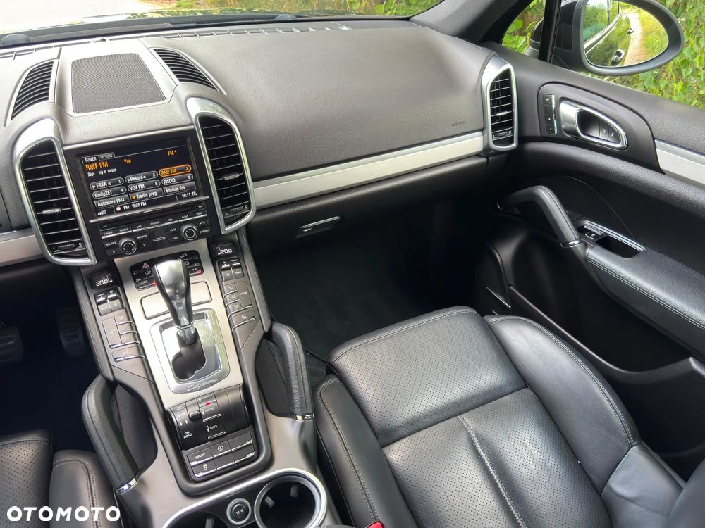 Porsche Cayenne Diesel Platinum Edition - 9