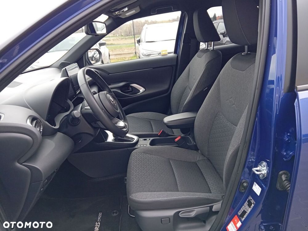 Toyota Yaris Cross - 15