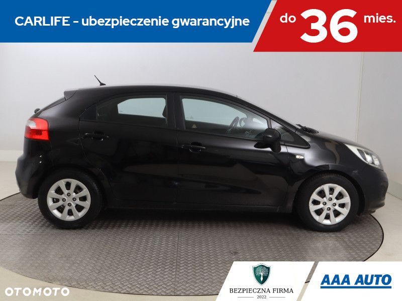 Kia Rio - 8