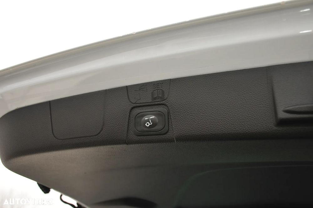 Ford C-Max 2.0 TDCi Powershift Titanium - 27