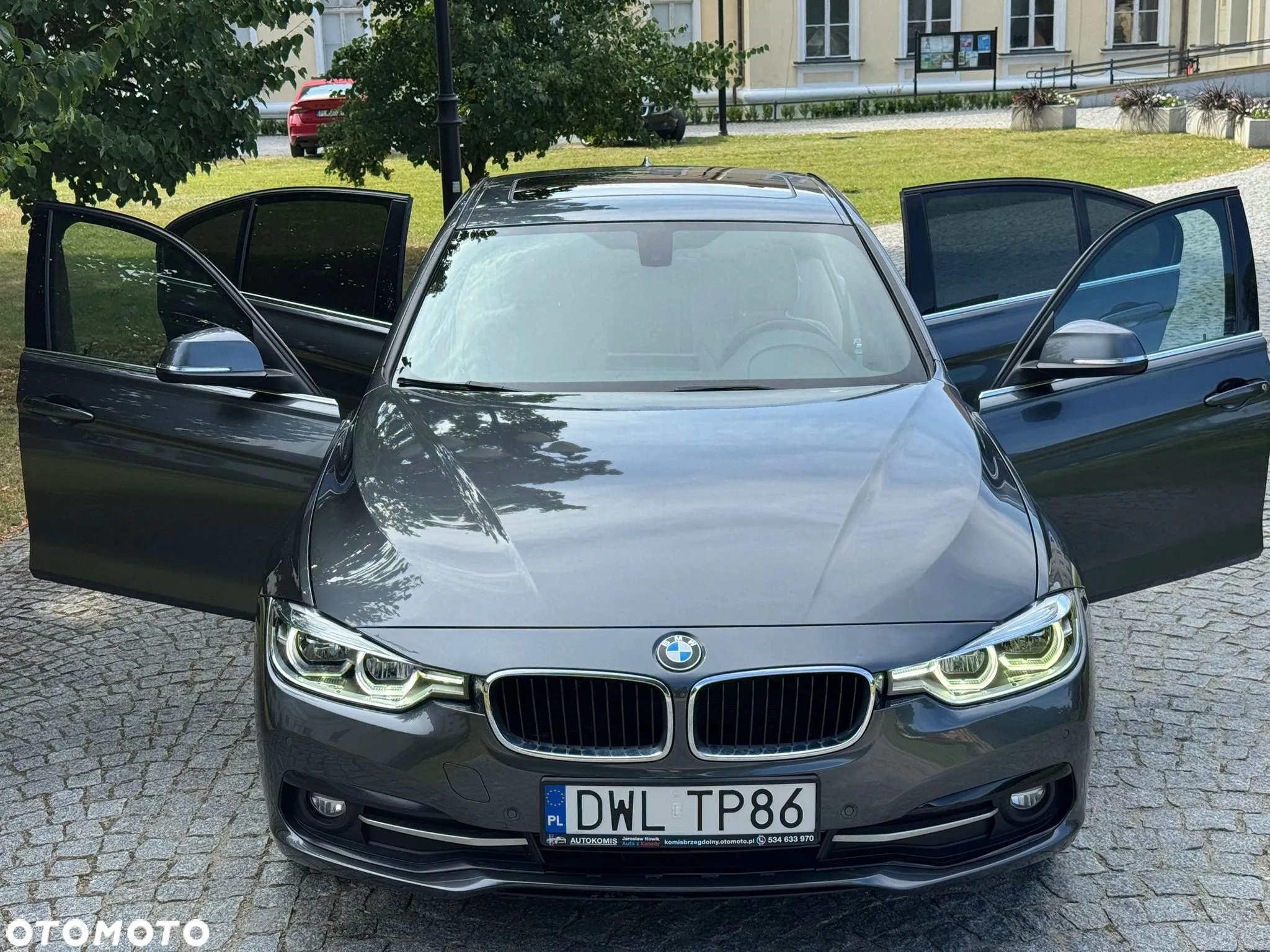 BMW Seria 3 330i - 20