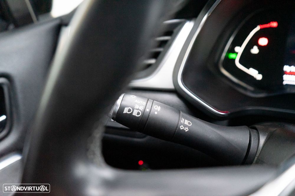 Renault Captur 1.0 TCe Techno Bi-Fuel - 34