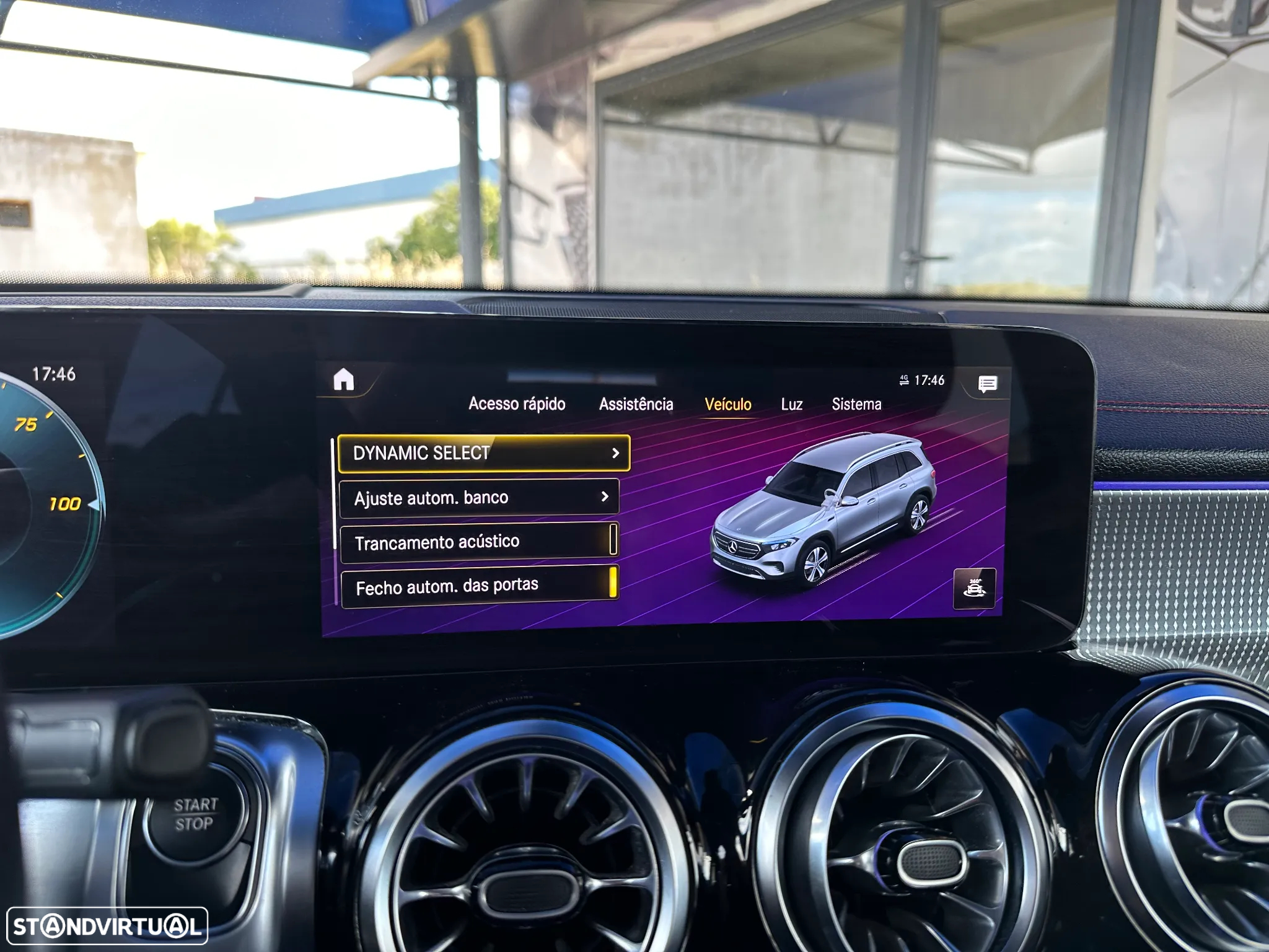 Mercedes-Benz EQB 250+ AMG Line - 40