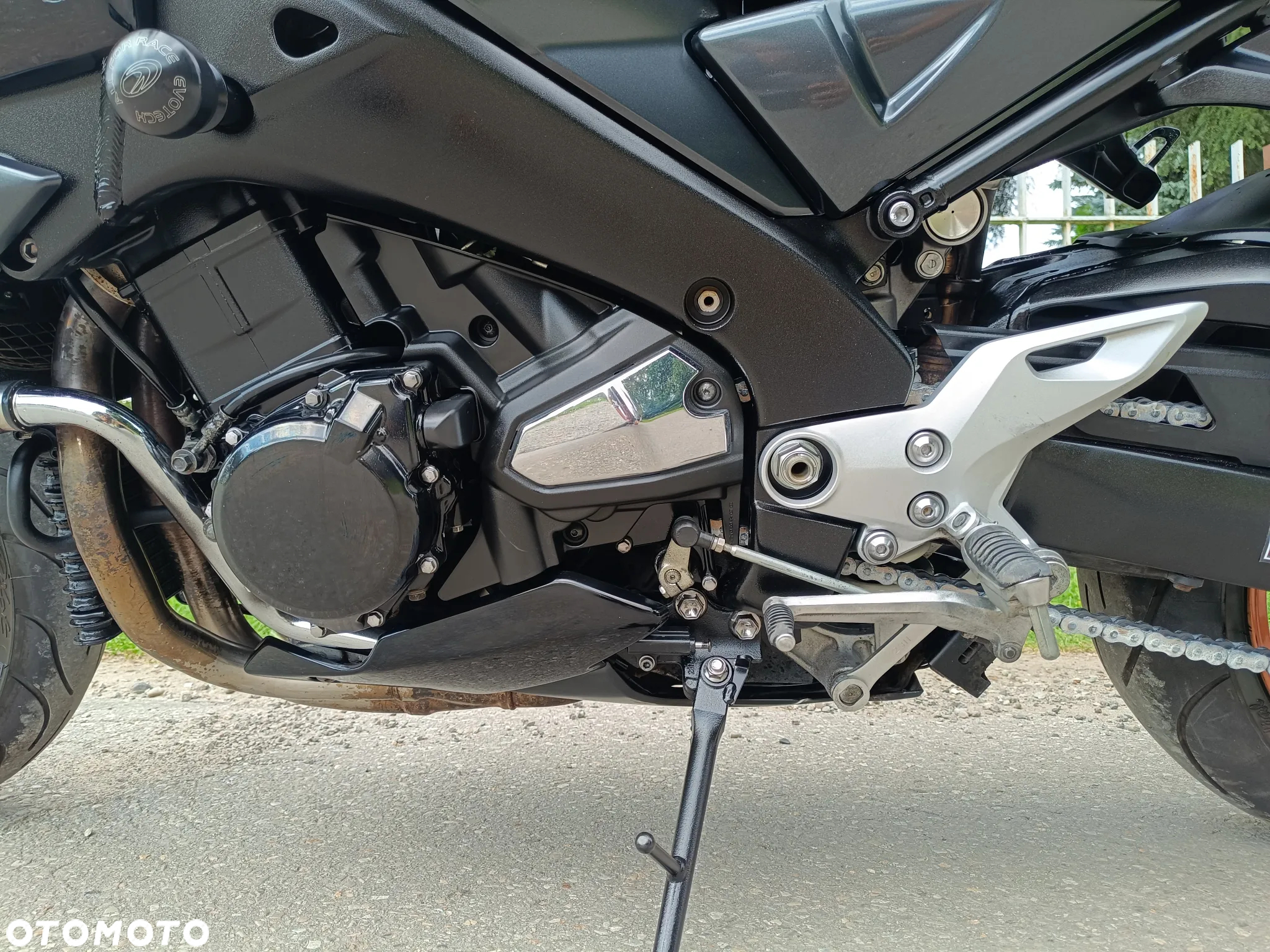 Suzuki GSX - 11