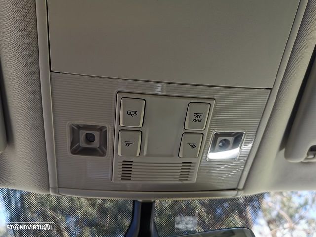 VW Passat Variant 2.0 TDi DSG (BlueMotion ) Comfortline - 16