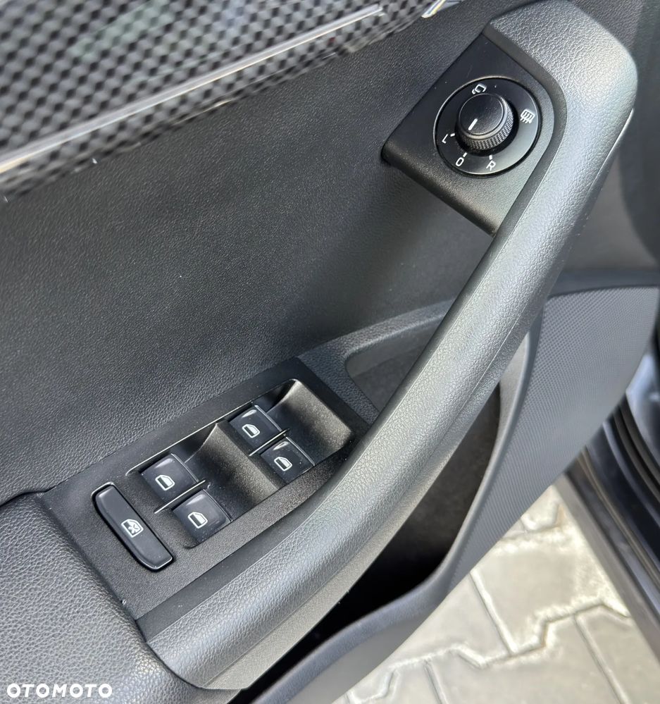 Skoda Octavia 2.0 TDI 4x4 DSG RS - 15