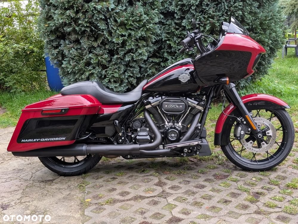 Harley-Davidson Touring Road Glide - 12