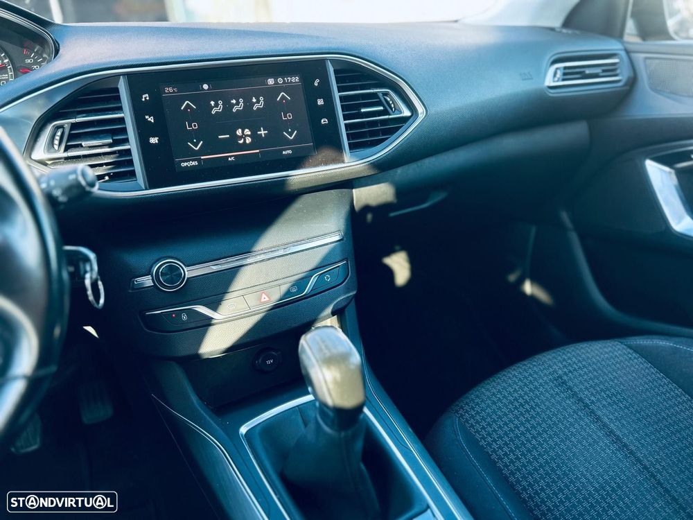 Peugeot 308 1.6 BlueHDi Allure - 26