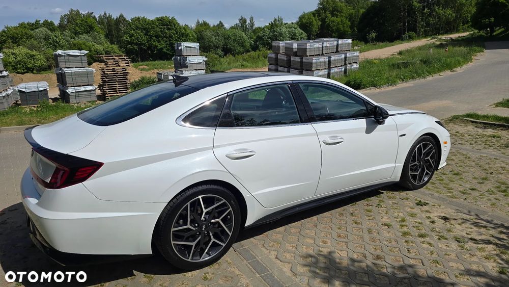 Hyundai Sonata - 10