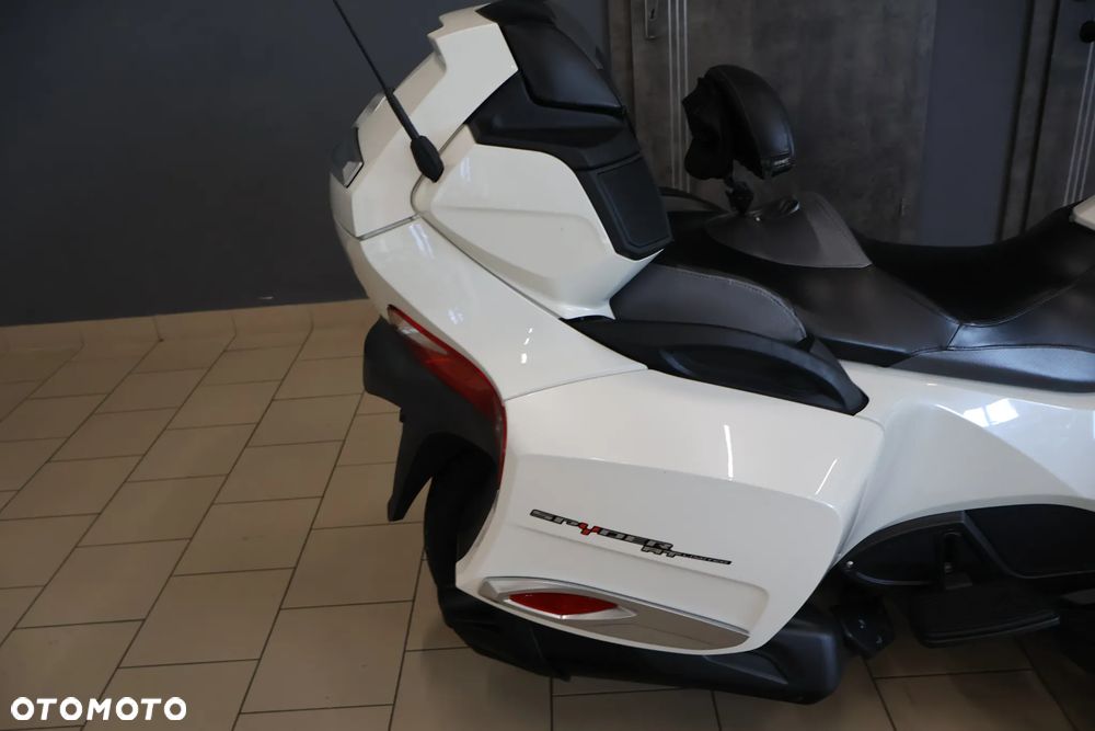 Can-Am Spyder - 26