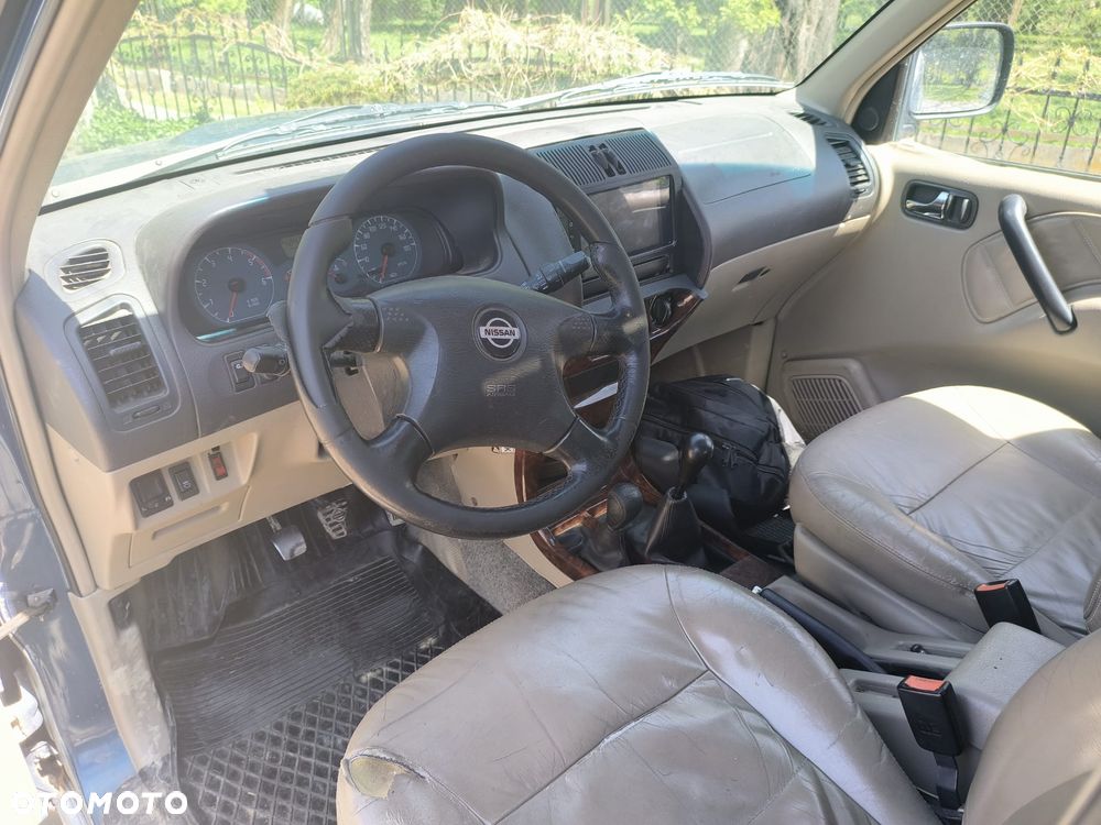 Nissan Terrano - 6