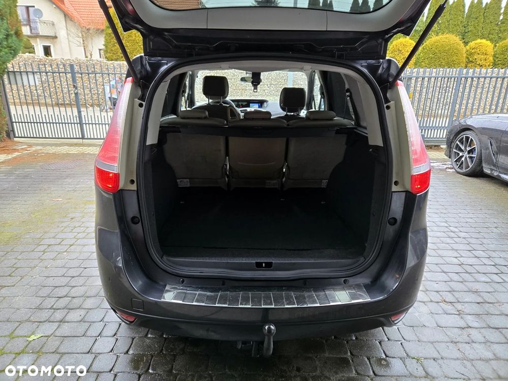 Renault Grand Scenic 1.5 dCi Privilege - 11