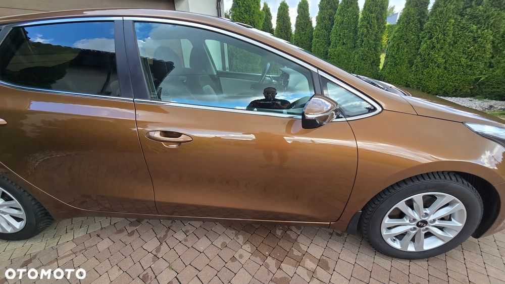 Kia Ceed - 19
