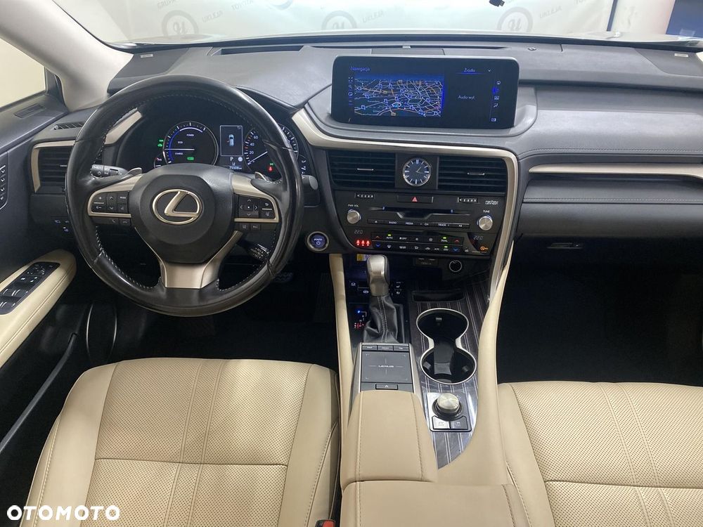Lexus RX 450h Omotenashi - 3