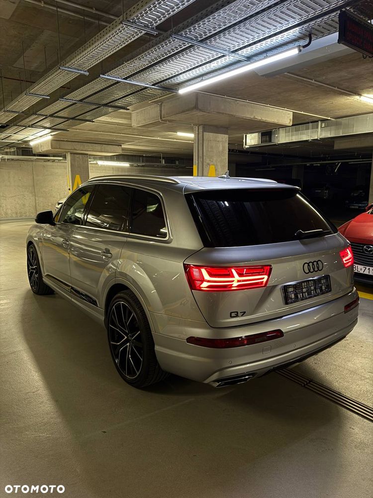 Audi Q7 - 6
