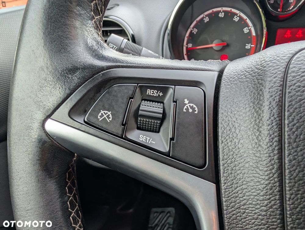 Opel Meriva 1.4 T Enjoy S&S - 28