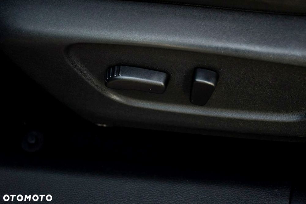 Nissan Qashqai 1.2 DIG-T Tekna Xtronic - 28