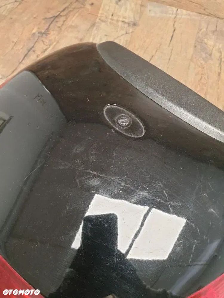 Kufer centralny z oparciem - 8