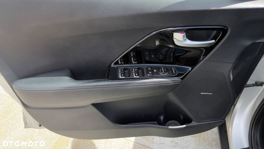 Kia Niro 1.6 GDI Hybrid XL - 32