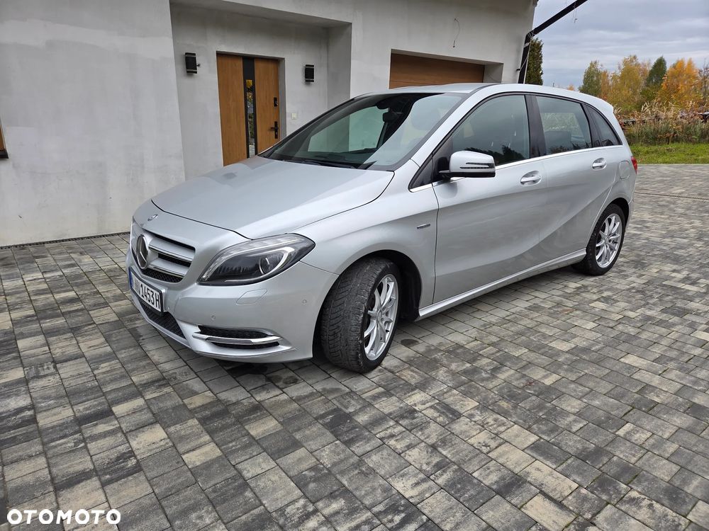 Mercedes-Benz Klasa B 200 (BlueEFFICIENCY) - 3