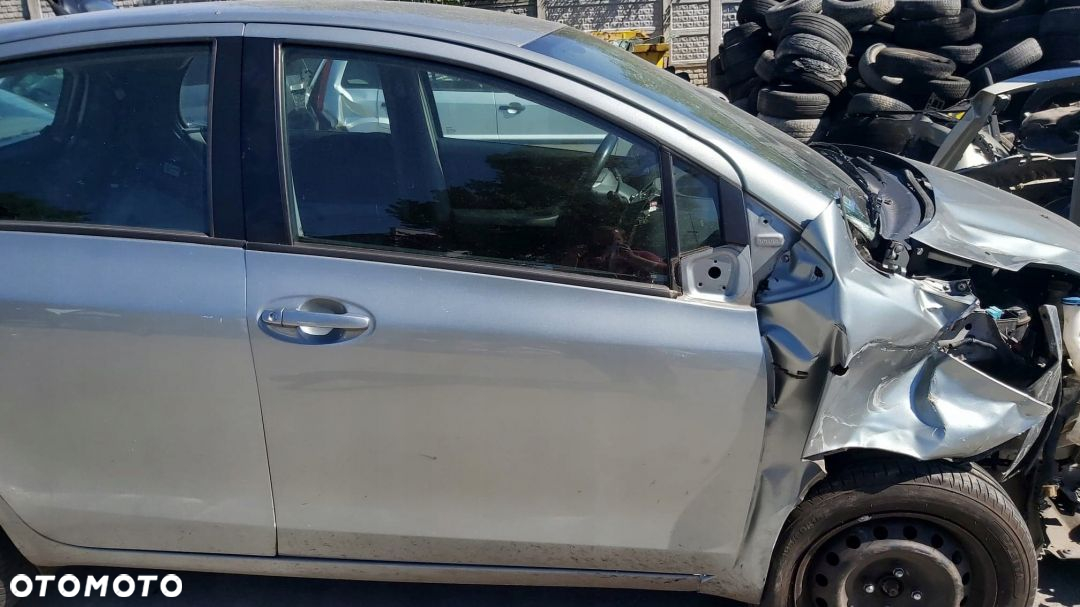 TOYOTA YARIS II 1,4 D4D ROZRUSZNIK - 9