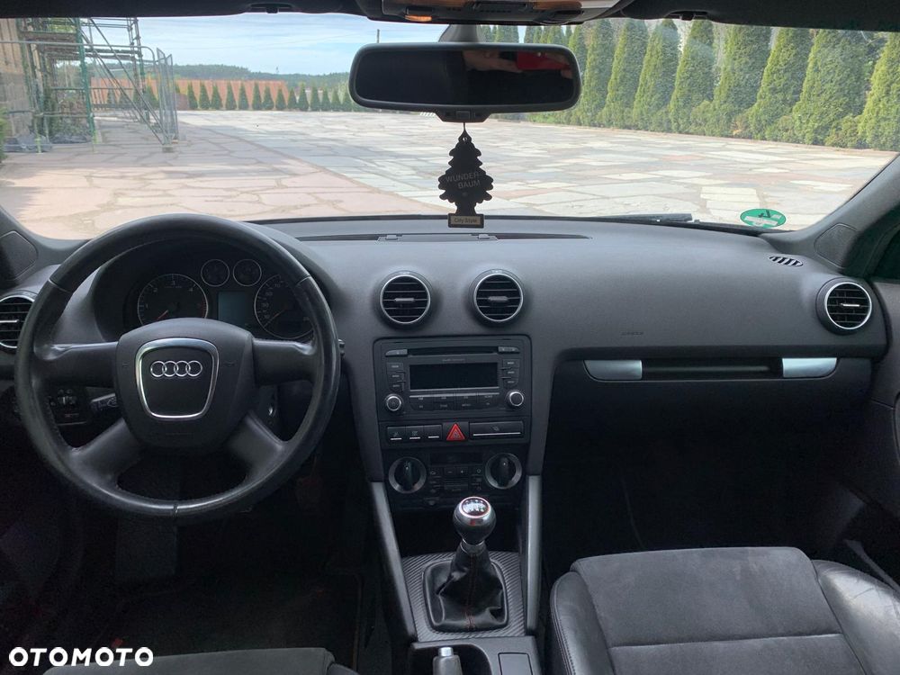 Audi A3 Sportback 2.0 TDI Ambiente - 13