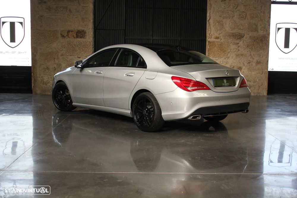 Mercedes-Benz CLA 180 d Urban - 4