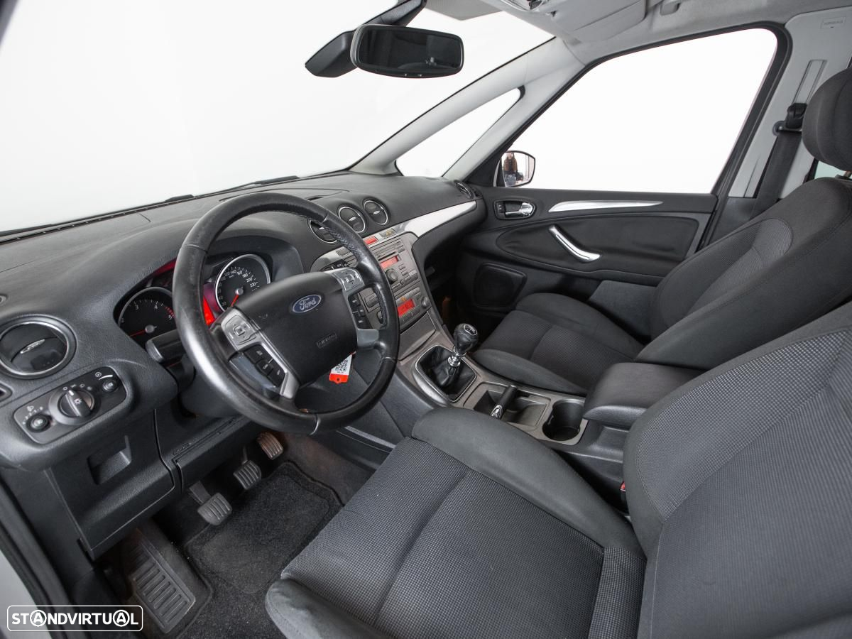 Ford S-Max - 6