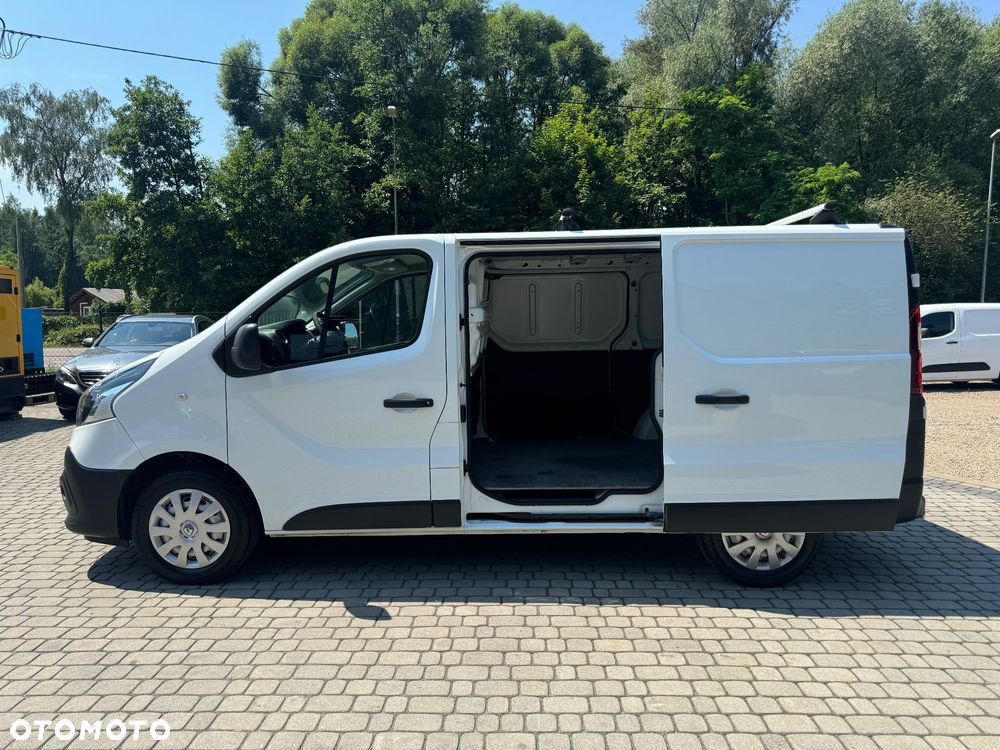 Renault Trafic - 16