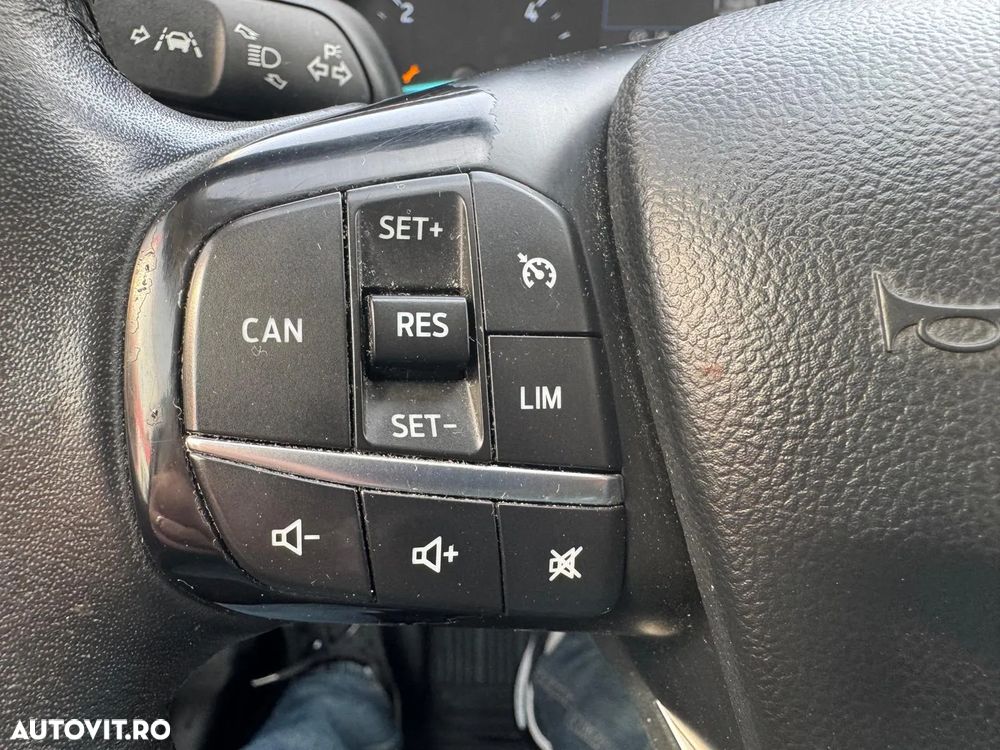 Ford Focus 1.5 EcoBlue Titanium - 12