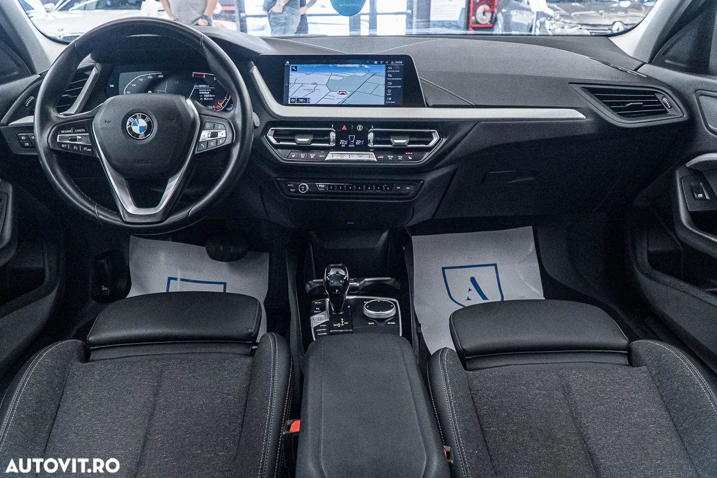 BMW Seria 1 118i Aut. Sport Line - 24
