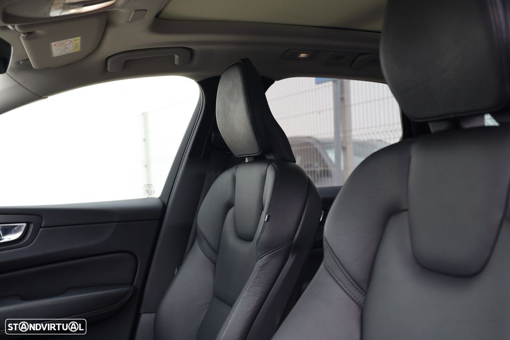 Volvo XC 60 2.0 T6 PHEV Inscription AWD - 10
