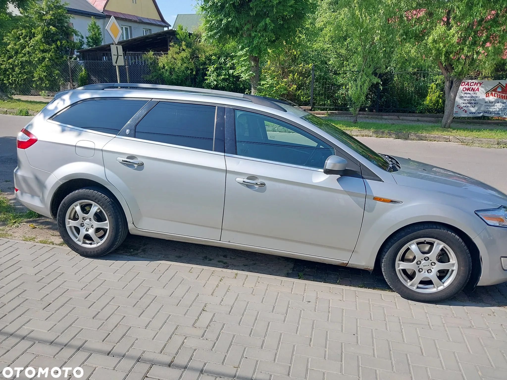 Ford Mondeo 2.0 TDCi Ghia - 12