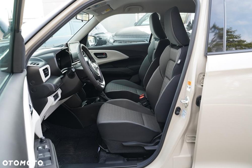 Suzuki Swift 1.2 Dualjet SHVS Premium Plus CVT - 13
