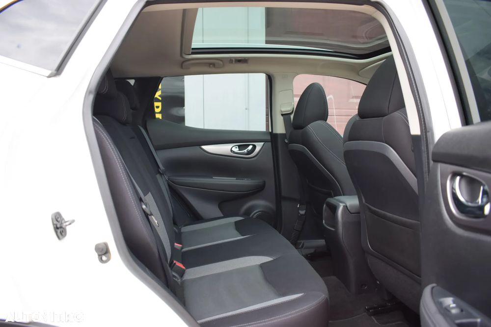 Nissan Qashqai 1.5 DCI N-CONNECTA - 15