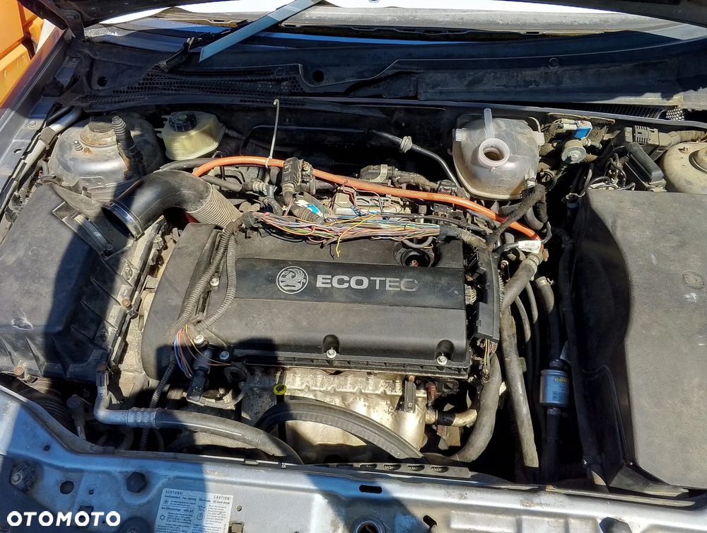 Opel Vectra C FL (05-08r.) 1.8B 140KM. Silnik Z18XER Skrzynia M26  F35 lakier 4AU(Z163) . Cały na części. GWARANCJA !!! Przód Tył Zestaw Komplet Drzwi Klapa Zderzak Błotnik Maska Grill Atrapa Szyba Pas Lampa Lusterko Boczki Fotel Kanapa Kokpit Deska Rozdzielcza Przełącznik Włącznik Sterownik Przewody Wiązka Instalacja Moduł Komputer Czujnik Listwa Pompa Alternator Wtryski Głowica Rozrusznik Kompresor Sprzęgło Dwumas Silnik Skrzynia ABS Klimatyzacji Paliwa Wspomagania Kolektor Turbina Przepustnica Zawór Chłodnica Koło Hak Belka Sanki Zawieszenie Mcpherson Półoś Amortyzator Wydech Tłumik Zacisk Most - 7