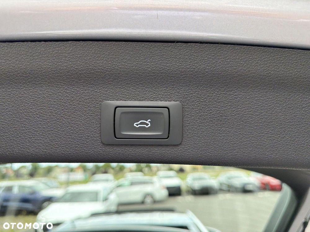 Audi A6 Avant - 32