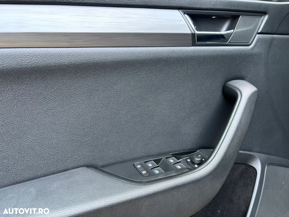 Skoda Superb 2.0 TDI DSG Style - 20